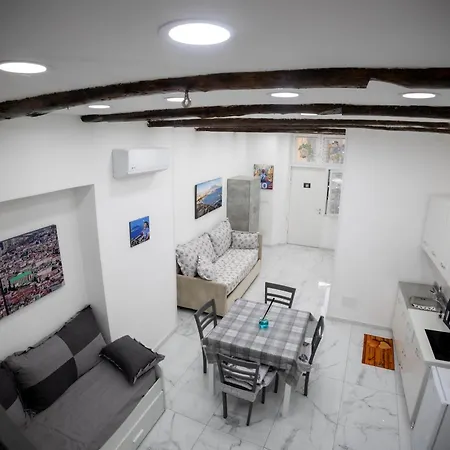Royal Spaccanapoli Appartement
